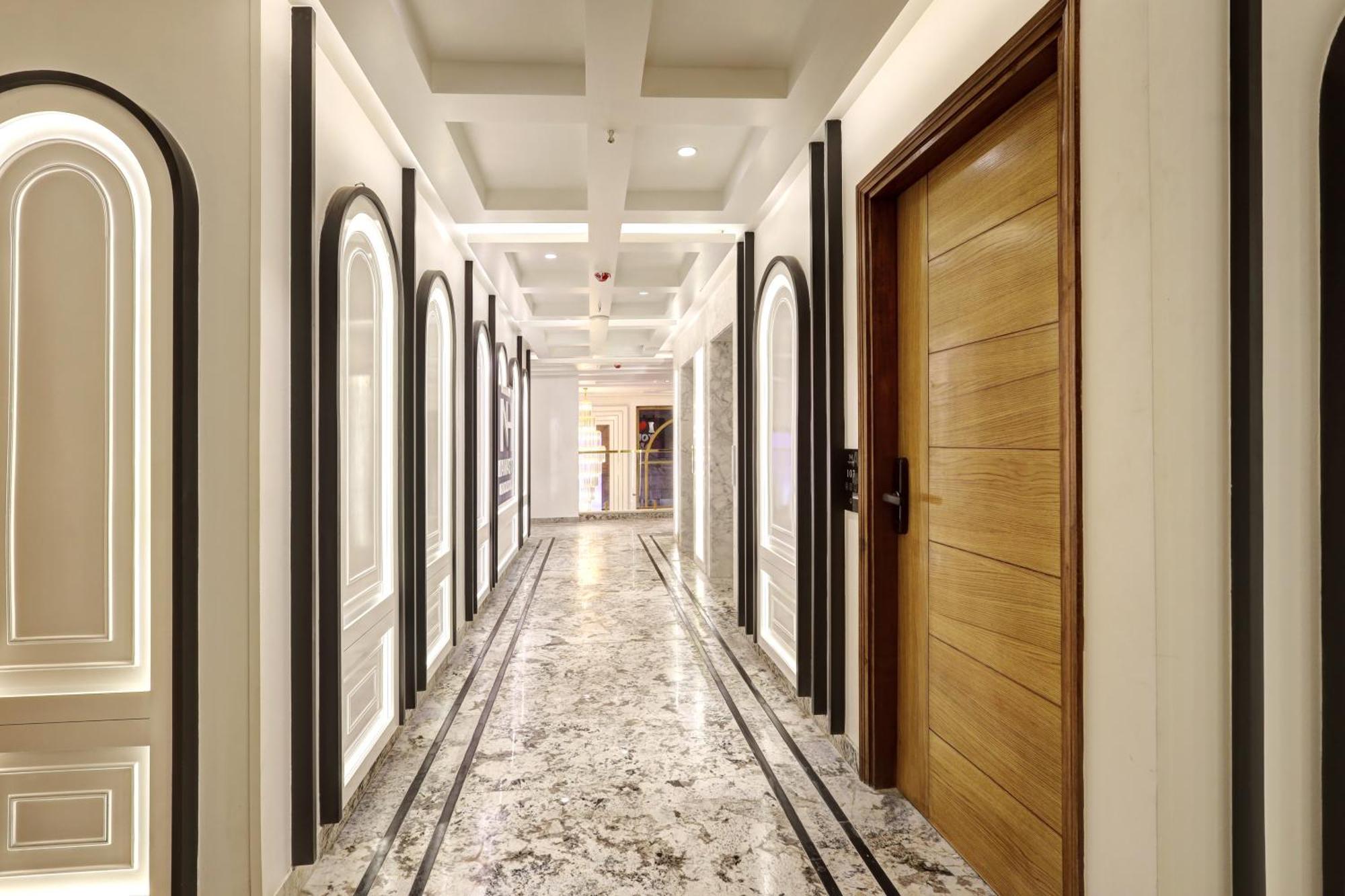 Hotel Namaste Hindustan Just A Minute Away From New Delhi Railway Station And Connaught Place Nova Deli Exterior foto
