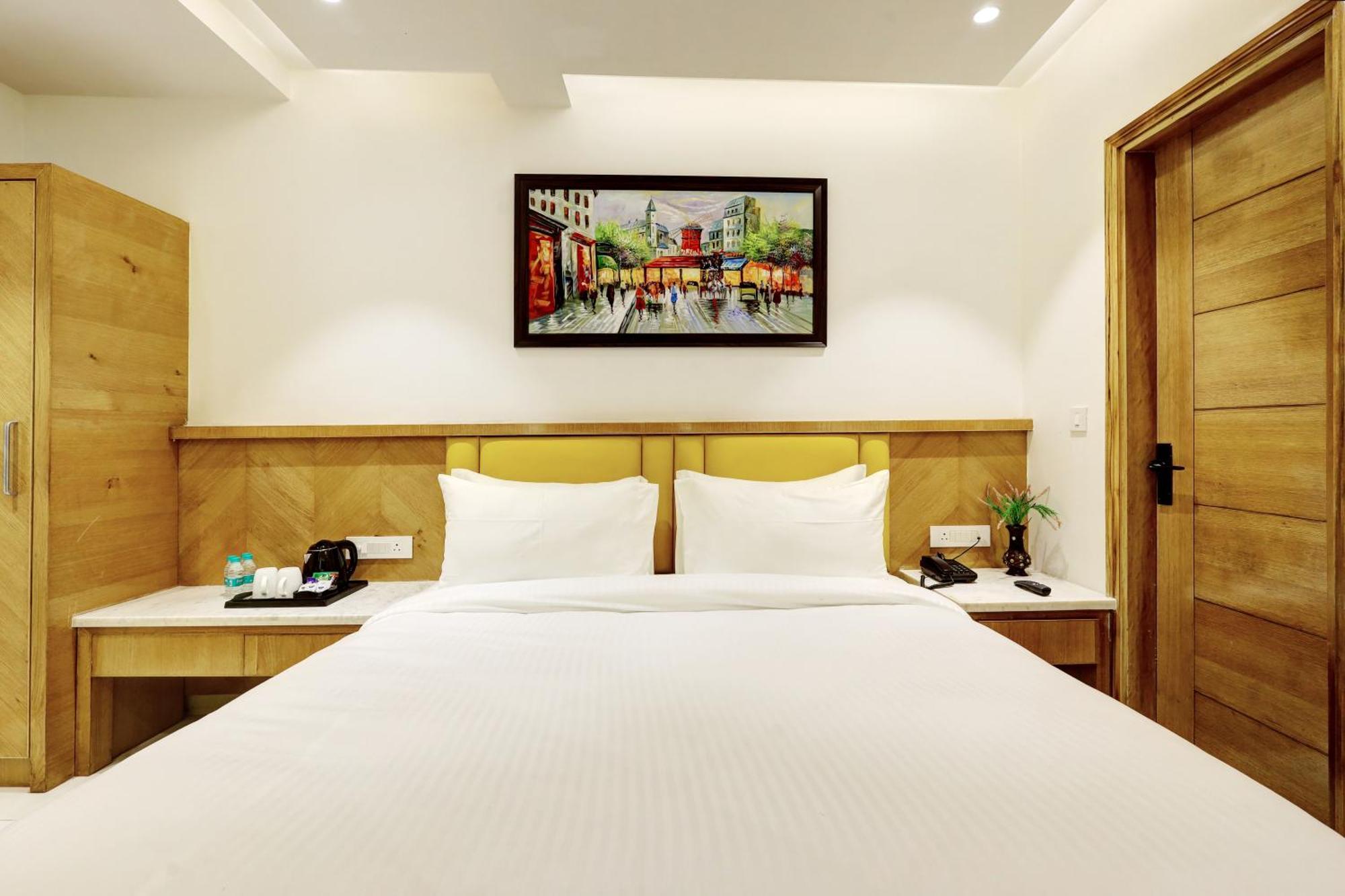 Hotel Namaste Hindustan Just A Minute Away From New Delhi Railway Station And Connaught Place Nova Deli Exterior foto