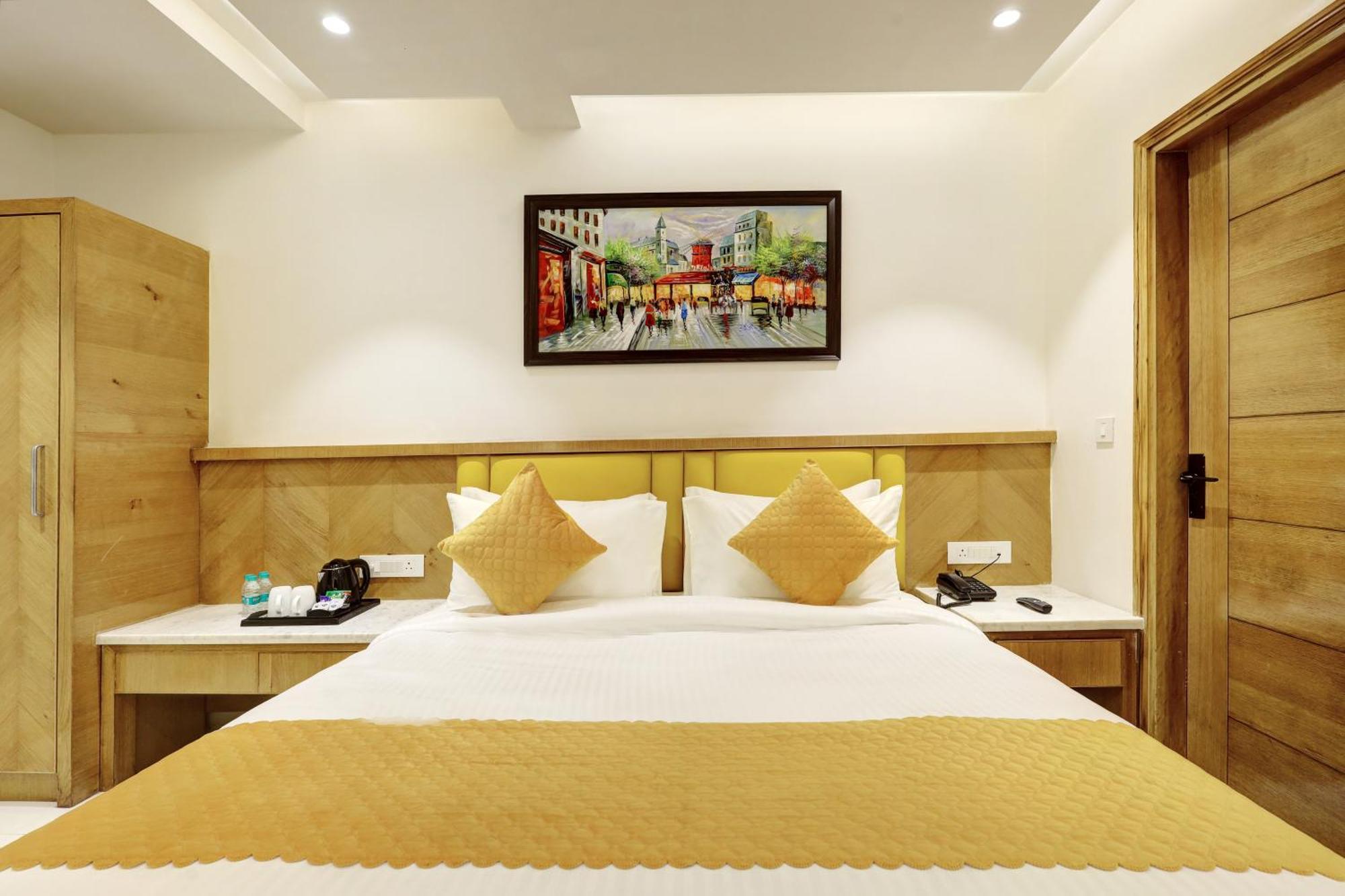 Hotel Namaste Hindustan Just A Minute Away From New Delhi Railway Station And Connaught Place Nova Deli Exterior foto