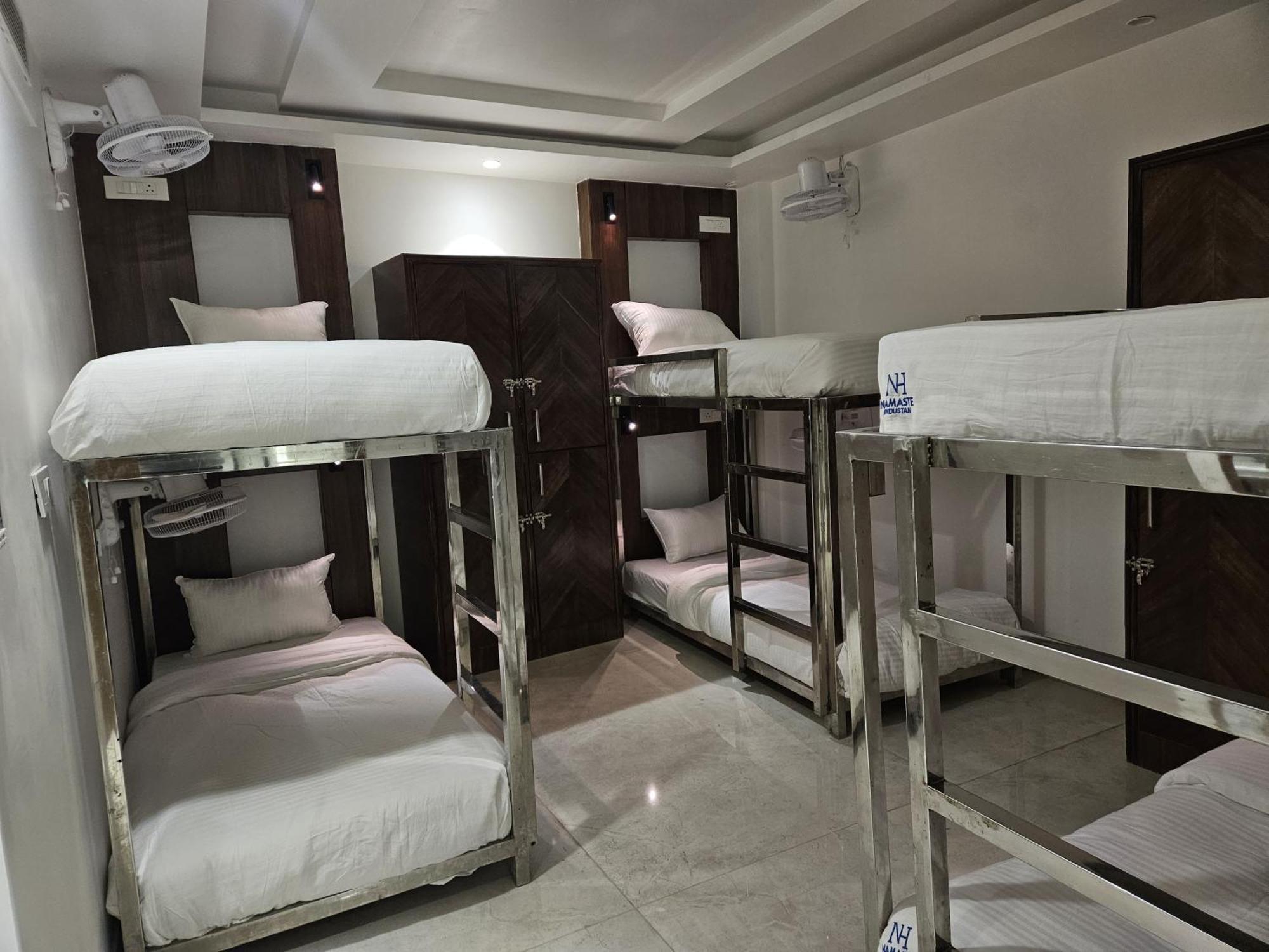 Hotel Namaste Hindustan Just A Minute Away From New Delhi Railway Station And Connaught Place Nova Deli Exterior foto